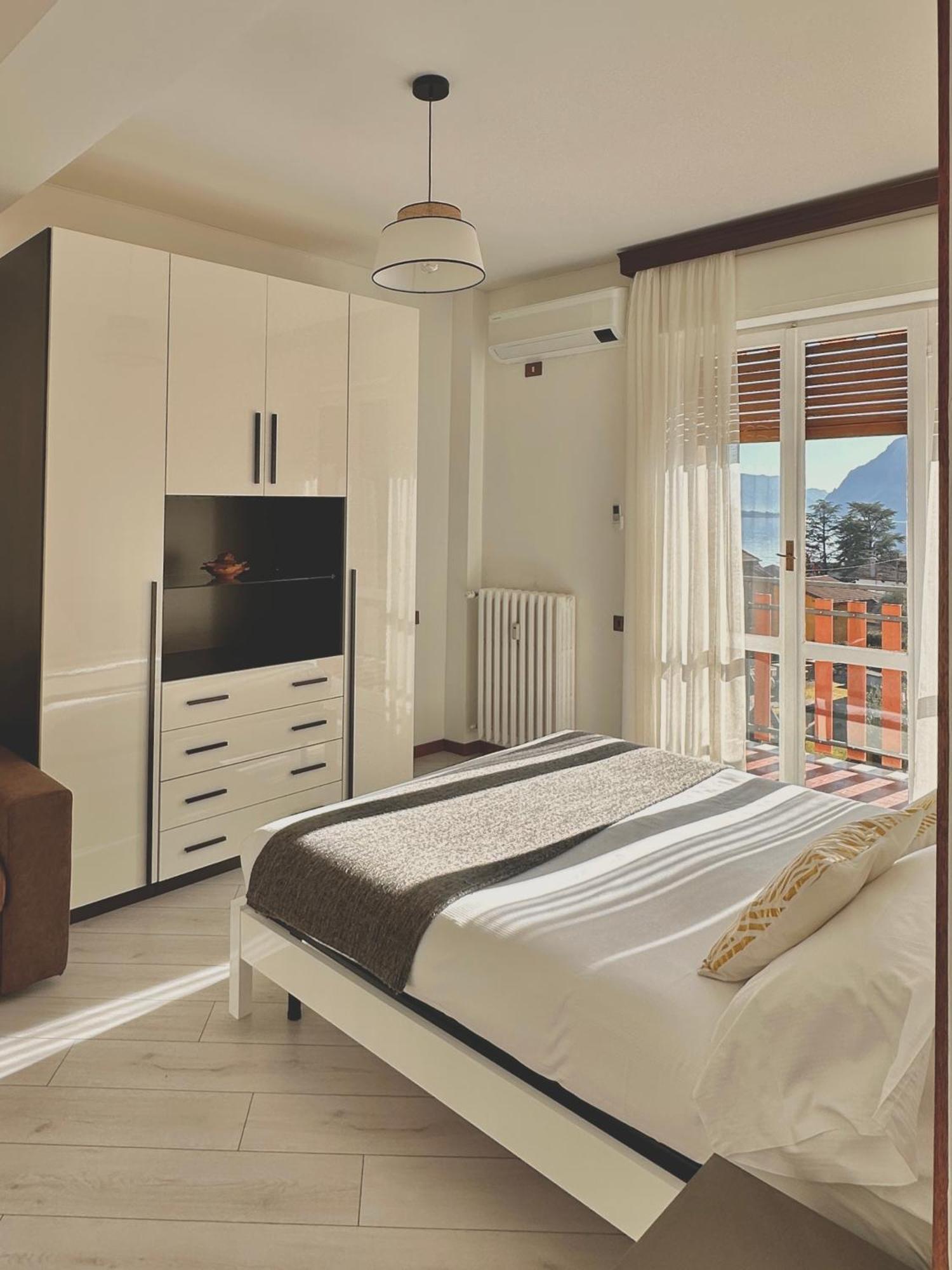 Lake View Apartment - Parking Included Oliveto Lario 外观 照片